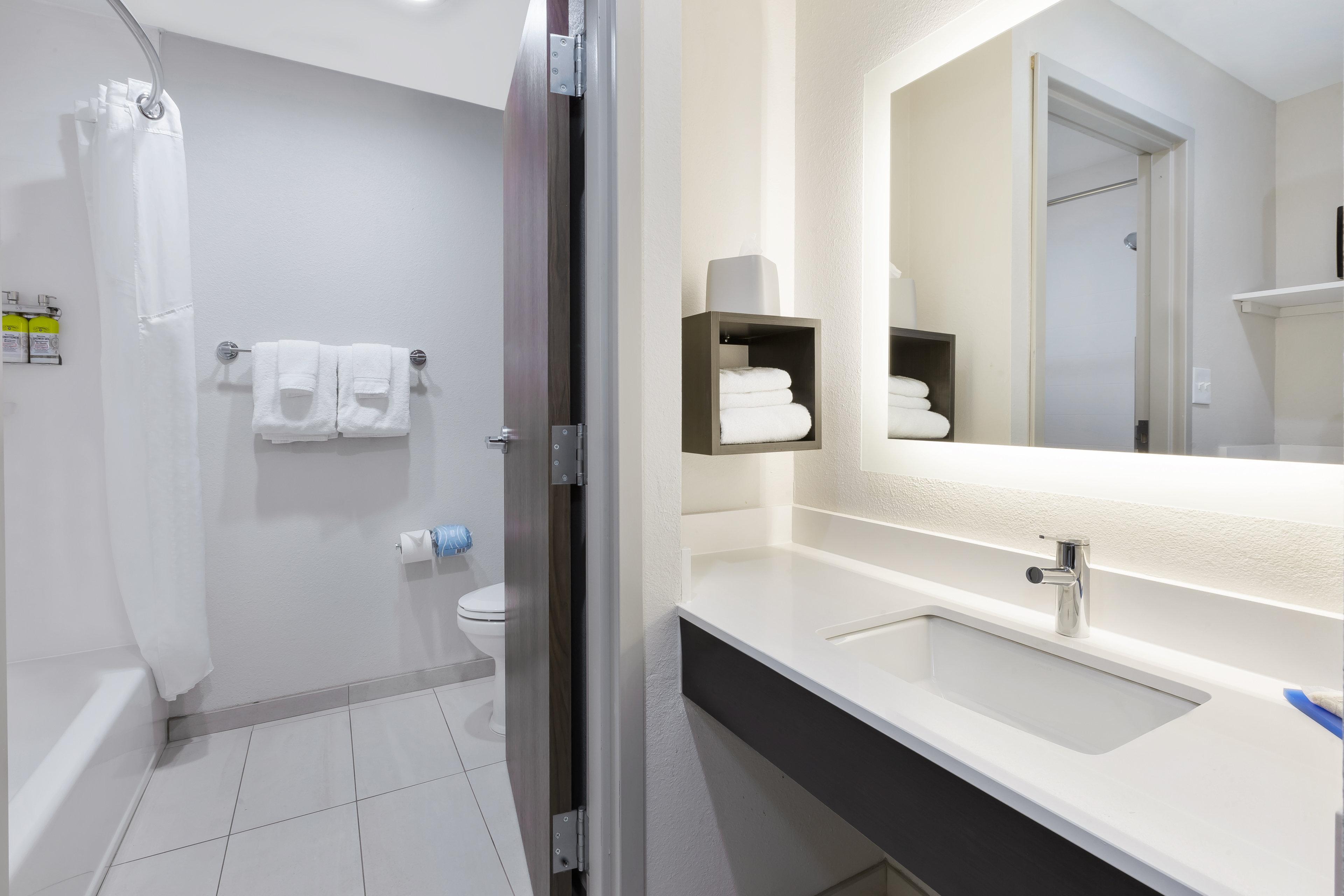Holiday Inn Express Detroit-Warren/General Motors Technology Center By Ihg Εξωτερικό φωτογραφία