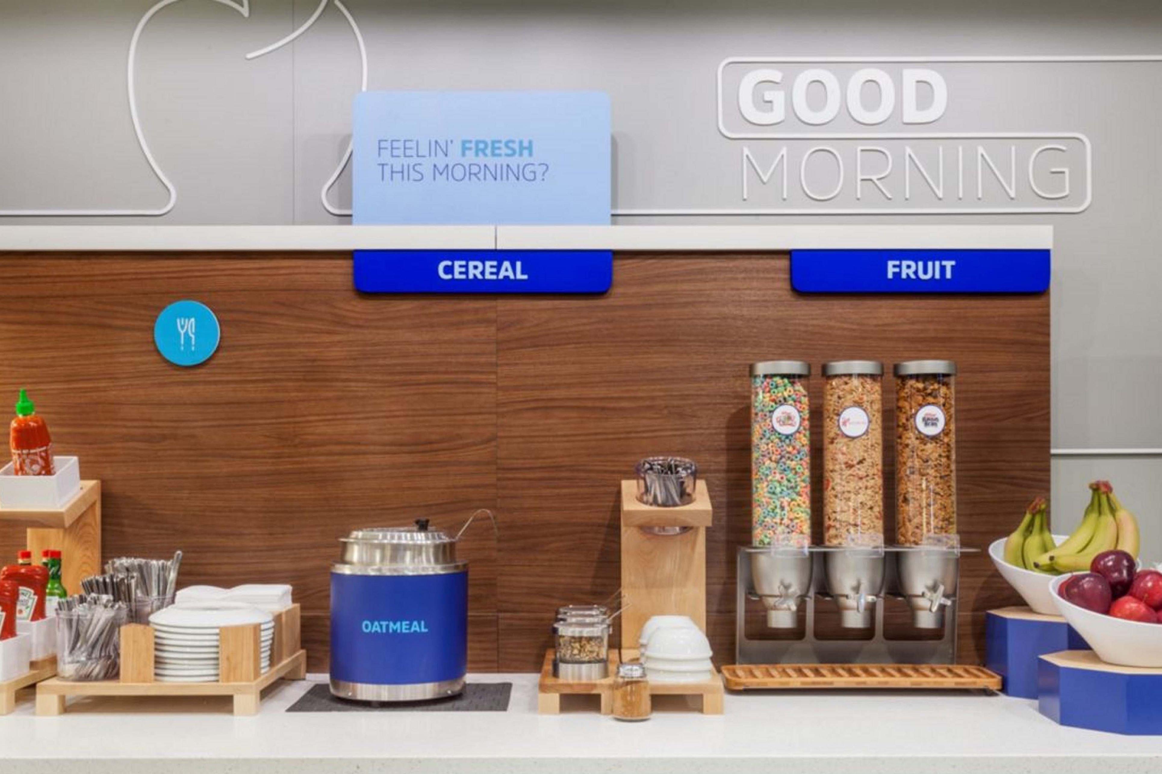 Holiday Inn Express Detroit-Warren/General Motors Technology Center By Ihg Εξωτερικό φωτογραφία