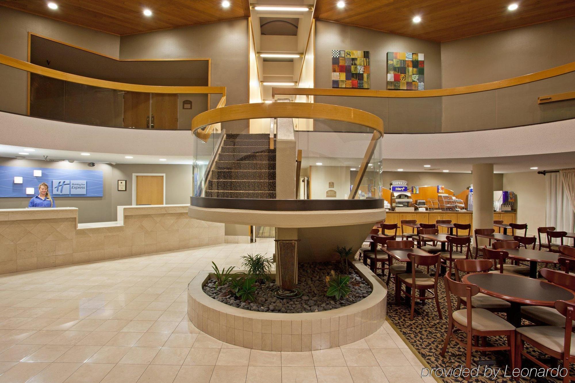Holiday Inn Express Detroit-Warren/General Motors Technology Center By Ihg Εστιατόριο φωτογραφία